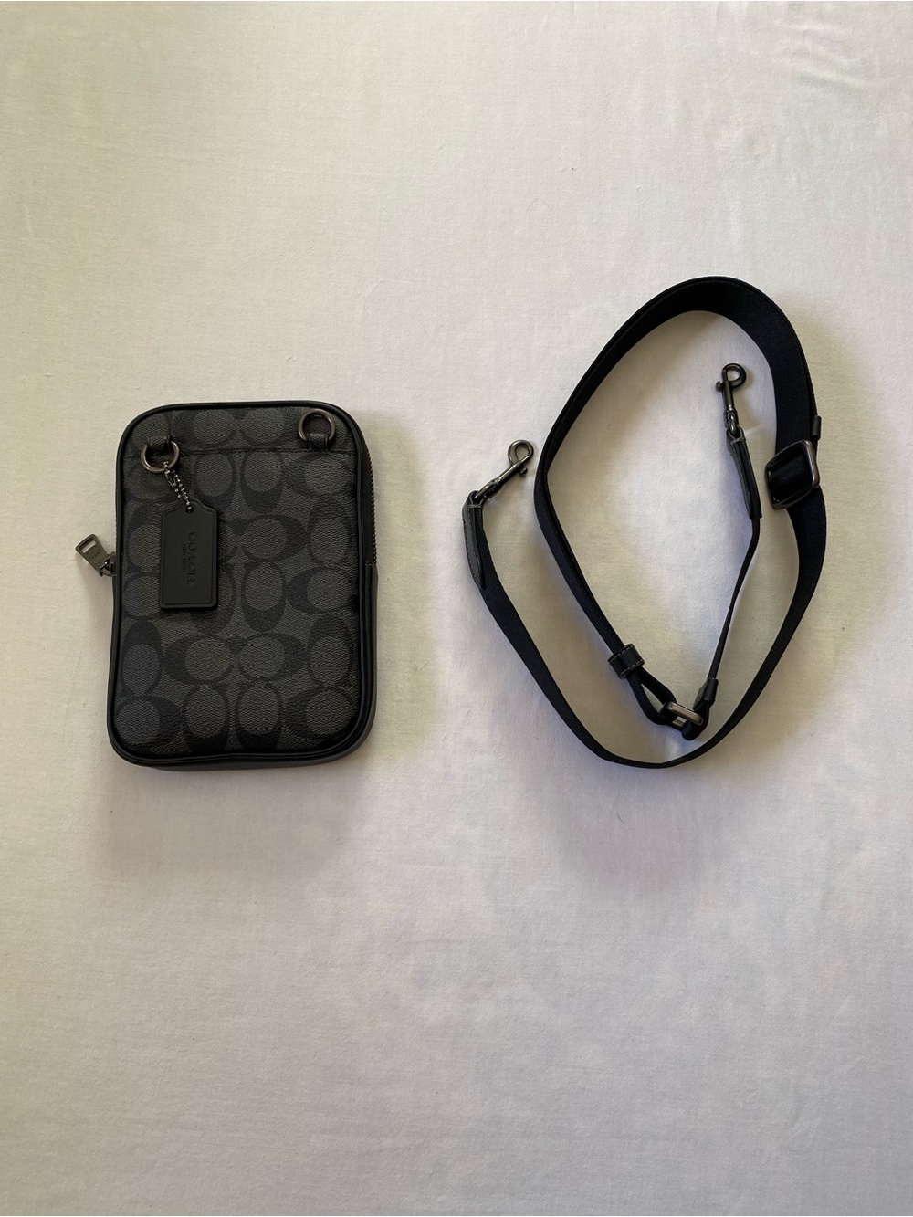 Coach Black Signature Crossbody Bag with Adjustable Strap - Picture 4 of 10